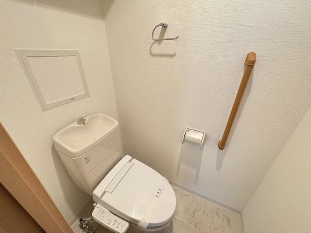 ロイヤルパークスなんば（0401） トイレ