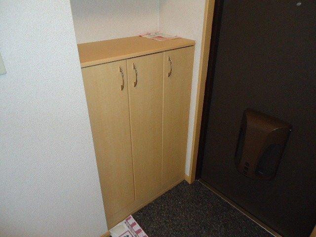 カステル　ヴェッチオ 玄関