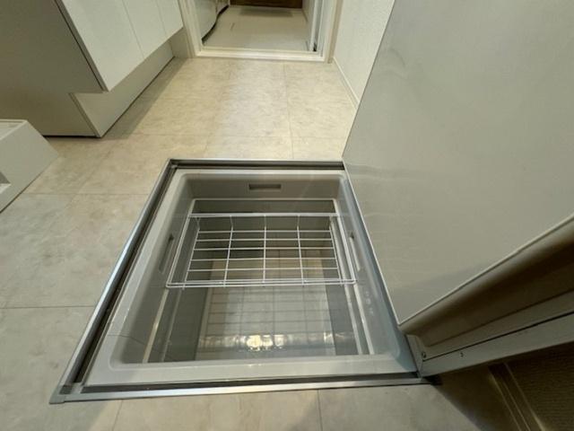porte bonheur(ﾎﾟﾙﾄﾎﾞﾇｰﾙ)（102） 部屋画像