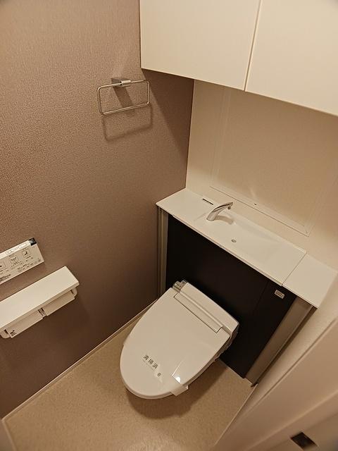 Ｇ−ＳＱＵＡＲＥ（302） トイレ