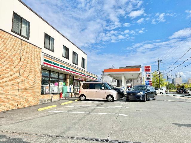 セブンイレブン堺深井中町店：492m