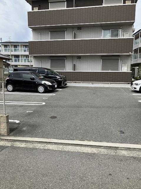 イーグル土師（302） 駐車場