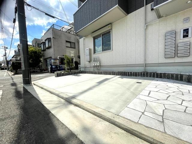 アクシス北野田（205） 駐車場