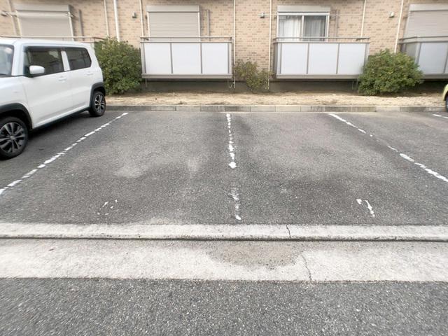 ユートピアもず（107） 駐車場