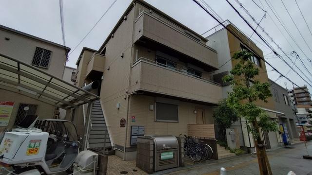 D-room Uchida（302） エントランス