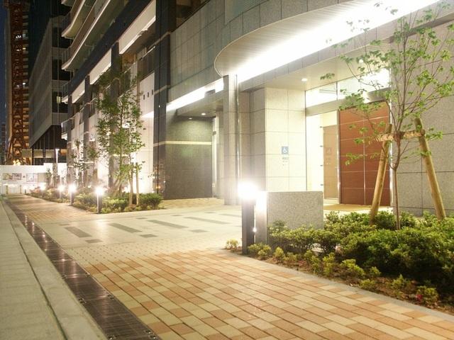 ロイヤルパークスなんば（1406） エントランス