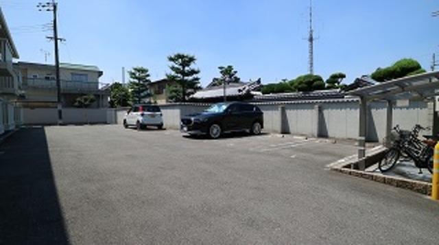第6ウエスタンハイツ（201） 駐車場