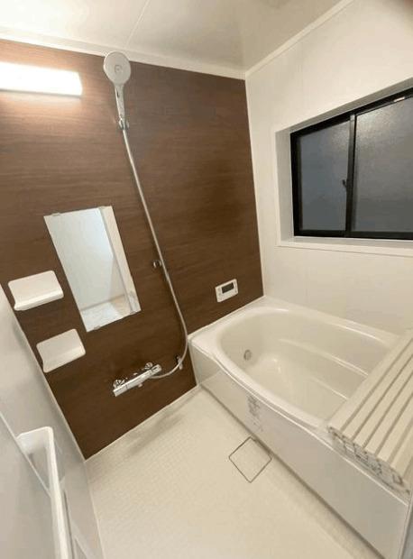 大阪市住吉区遠里小野7丁目　　中古戸建 バス／シャワー