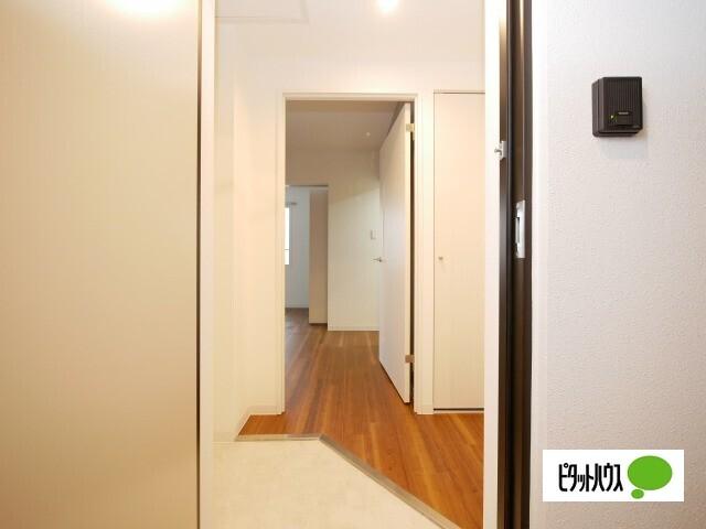 CASA　N7（201） 玄関