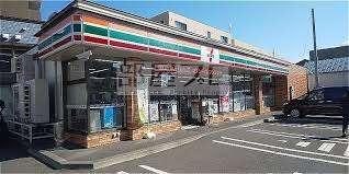 セブンイレブン札幌菊水3条店：209m