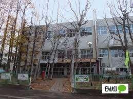 札幌市立みどり小学校：384m