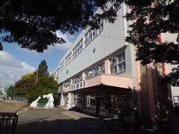 札幌市立山鼻小学校：539m