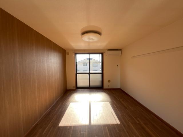 シャイニング　レジデンス 部屋画像