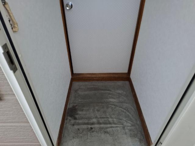 コーポ春日（2-C） 玄関