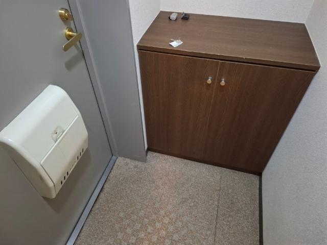 リベア的場（103） 玄関
