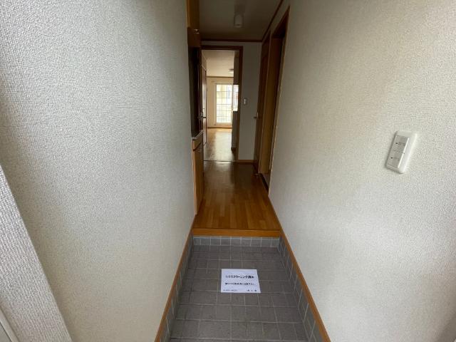 フラットロフォーテン（103） 玄関
