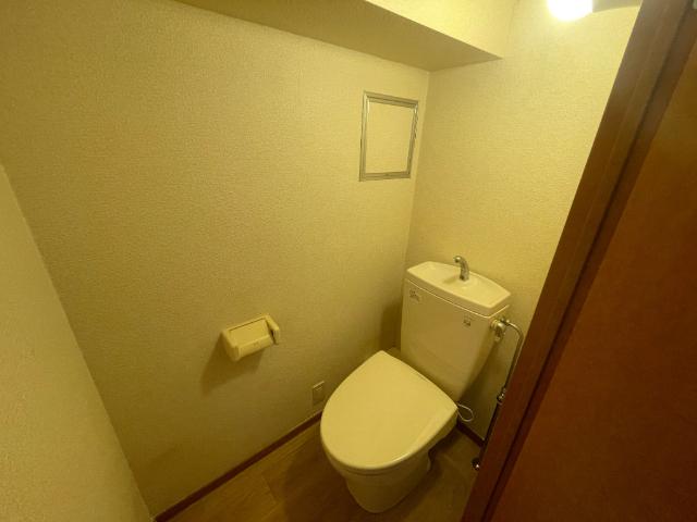 函館市湯川町アパート トイレ