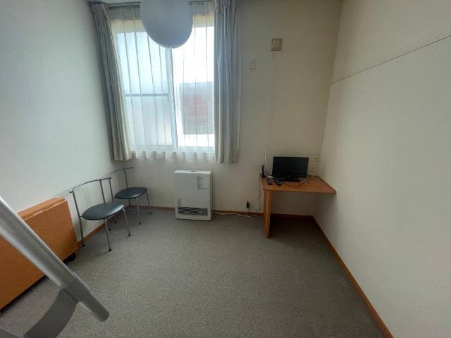 函館市湯川町アパート リビング