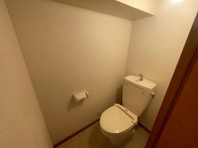 函館市湯川町アパート トイレ