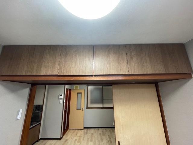 函館市中道アパート 収納