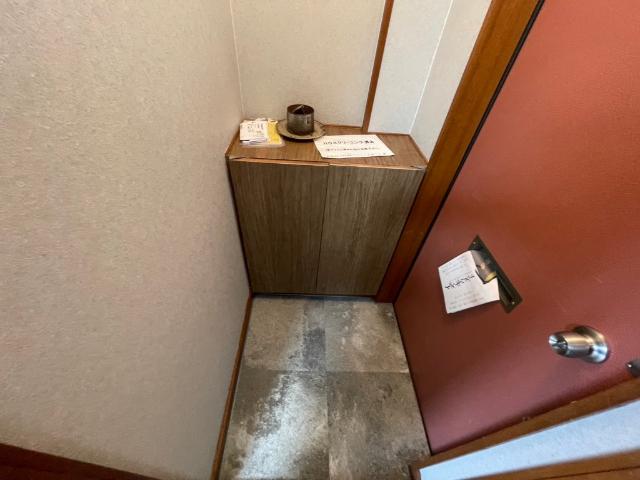 函館市中道アパート 玄関