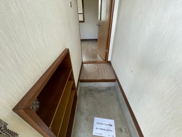 成田アパート（102） 玄関