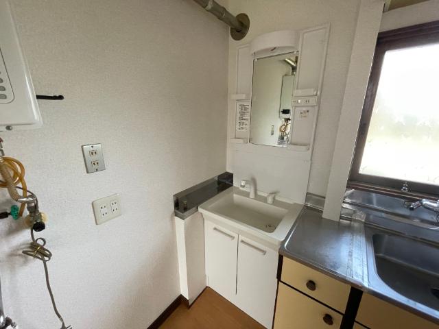 成田アパート（102） 洗面