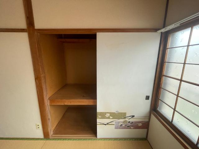 函館市美原アパート 収納