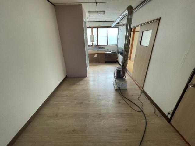 函館市堀川町アパート リビング