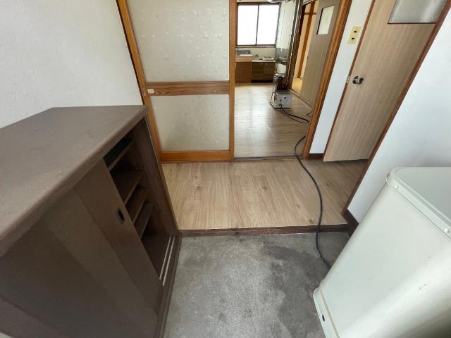函館市堀川町アパート 玄関