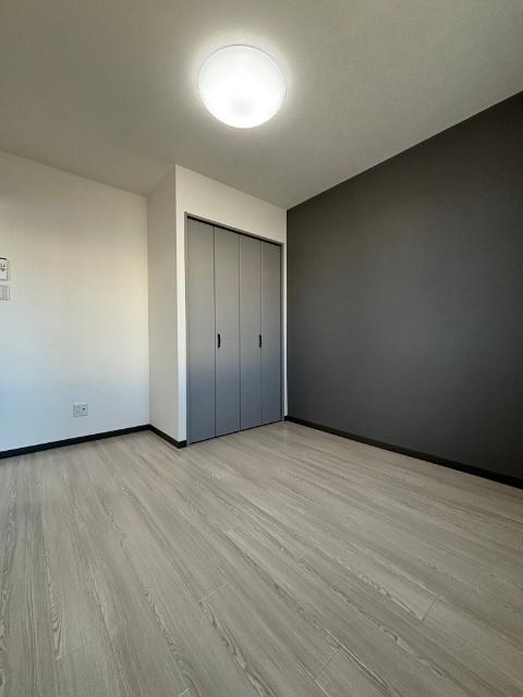 ソレミア（402） 室内