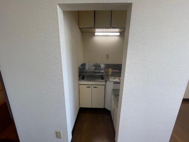 函館市駒場町アパート 部屋画像
