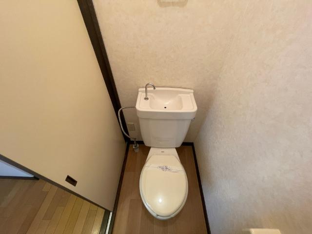 函館市港町アパート トイレ