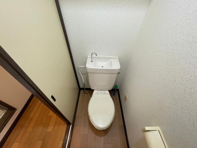 函館市港町アパート トイレ