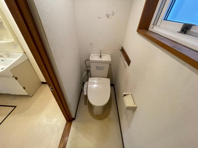 函館市五稜郭町アパート トイレ