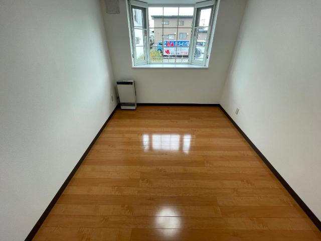 函館市五稜郭町アパート 部屋画像
