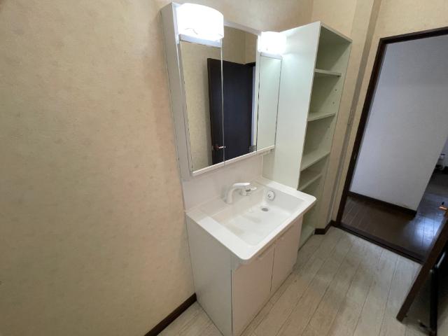 函館市日吉町アパート 洗面