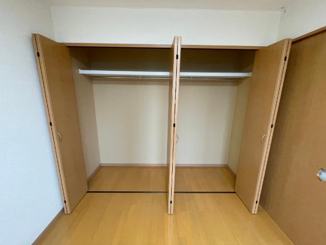 函館市桔梗アパート 収納