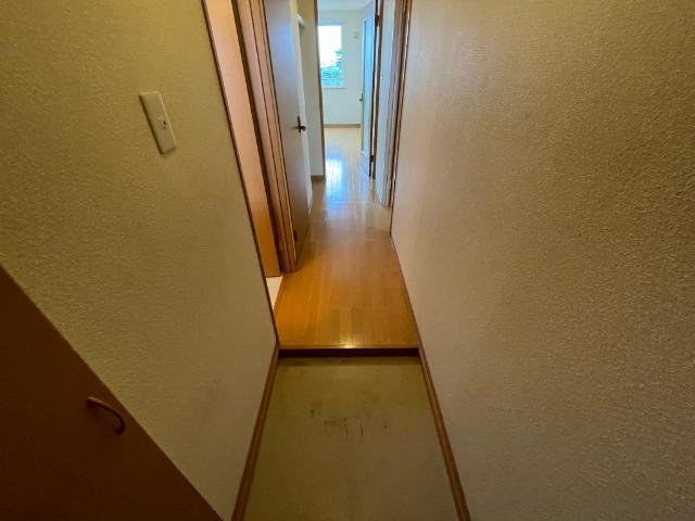 函館市桔梗アパート 玄関