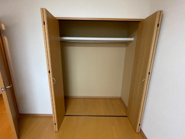 函館市桔梗アパート 収納