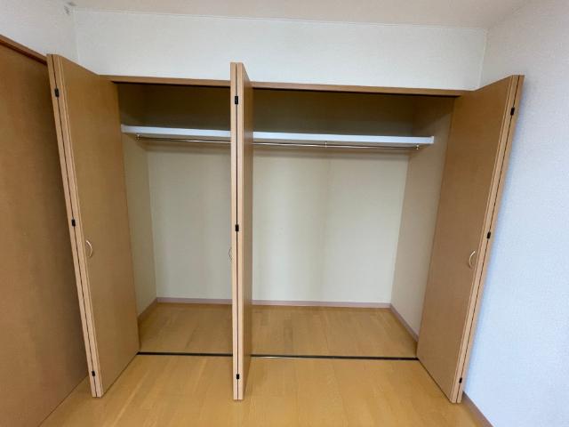 函館市桔梗アパート 収納