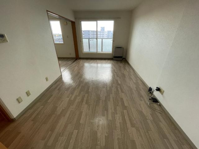 函館市花園町マンション リビング