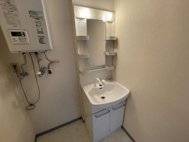 函館市花園町マンション 洗面