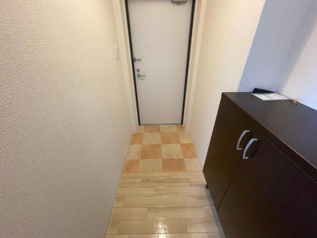 函館市中道マンション 玄関