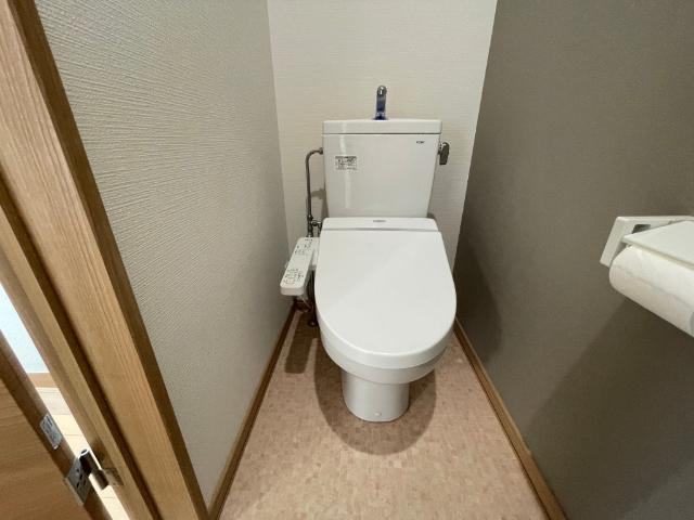 函館市堀川町アパート トイレ
