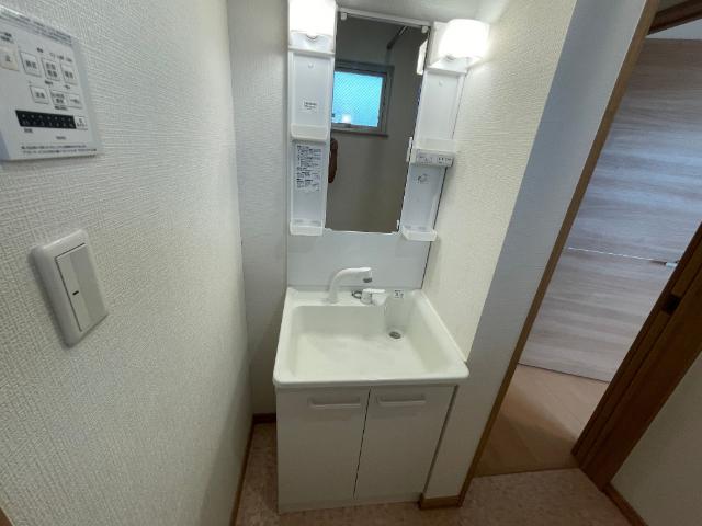 函館市堀川町アパート 洗面