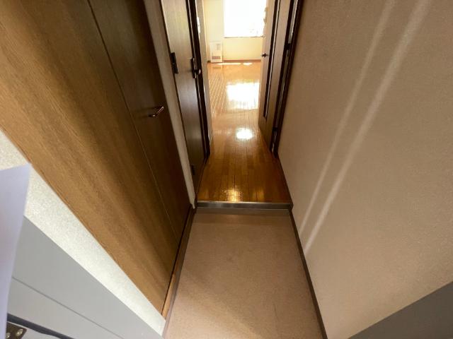 函館市杉並町マンション 玄関