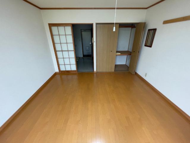 函館市美原アパート リビング