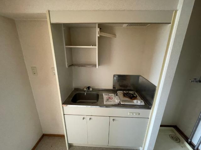 函館市美原アパート キッチン