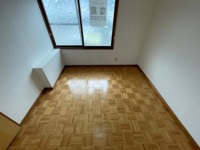 函館市富岡町アパート 室内